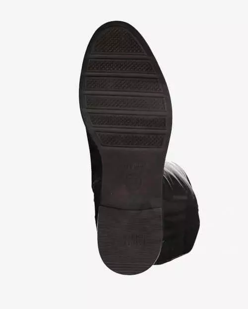 Kožené topánky s kvalitnou podrážkou
